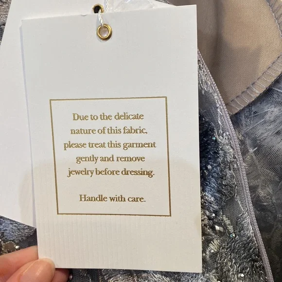 Mac Duggal Long Sleeve Beaded Appliqué Gown [Size: 16] Style #20214 - Picture 15 of 16